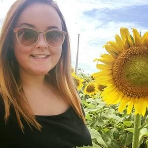 Meet your Posher, Lacy